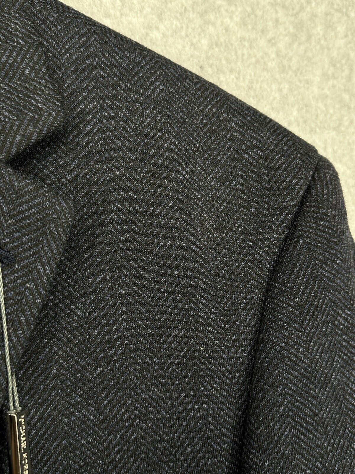 MICHAEL KORS Sport Coat Size 40S Navy Herringbone Regular Fit Stretch NWOT FLAW