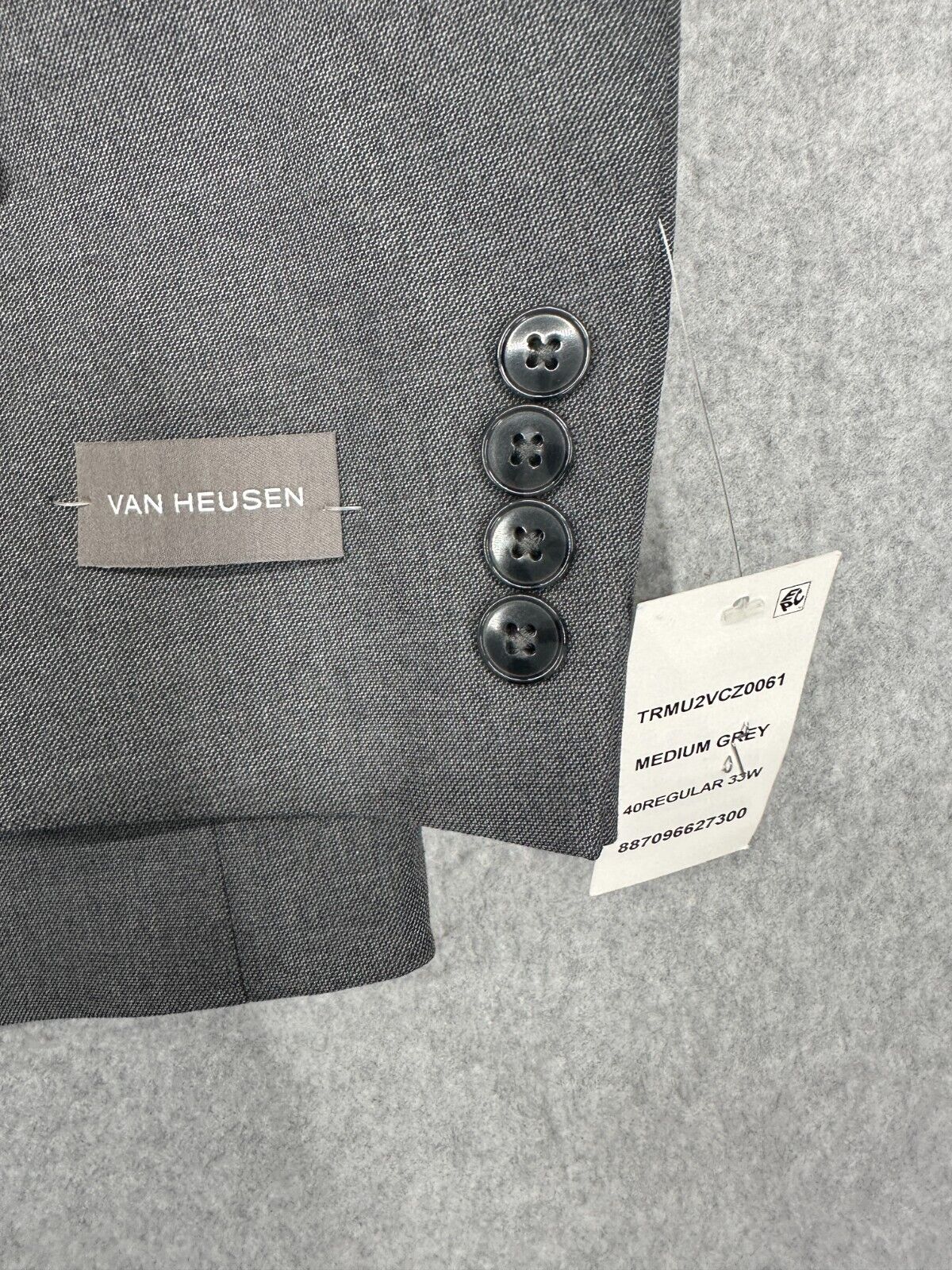 VAN HEUSEN Suit Jacket Mens Size 40R Gray Sharkskin Slim Fit Flex NWT