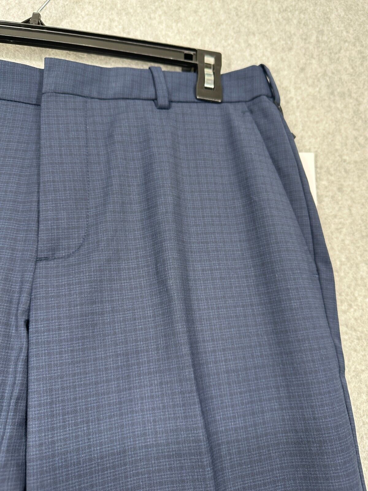 Perry Ellis Dress Pants Mens Size 34x29 Navy Plaid Modern Fit Resolution NWT