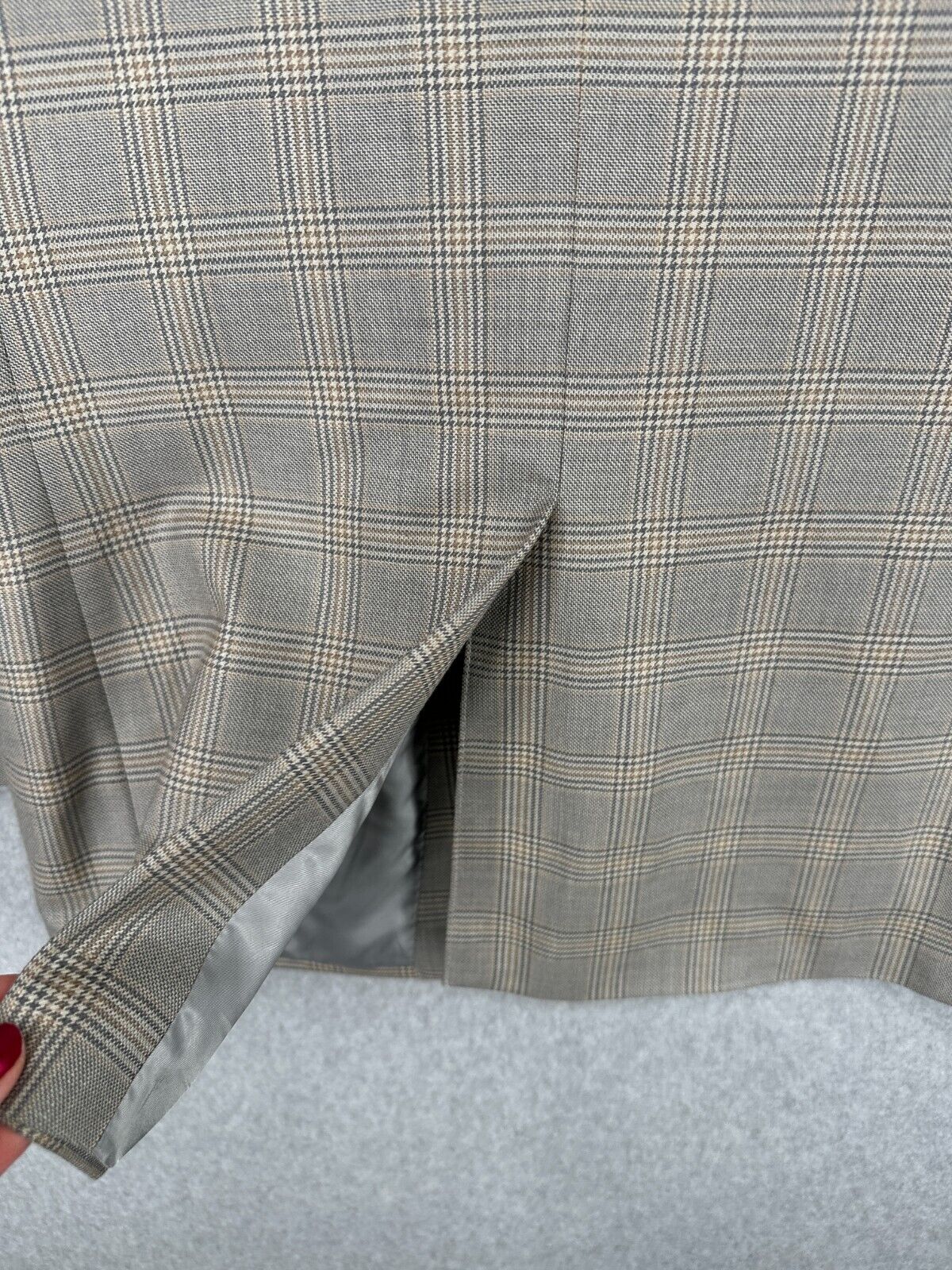 JOS A BANKS Sport Coat Size 40R Tan Gray Plaid Silk Wool Blend Classic Fit