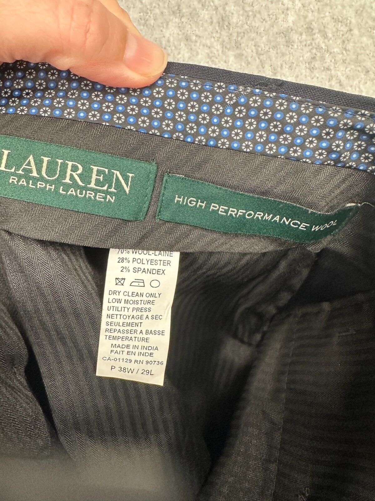 LAUREN RALPH LAUREN Dress Pants Mens Size 38x29 Navy High Performance Wool Blend