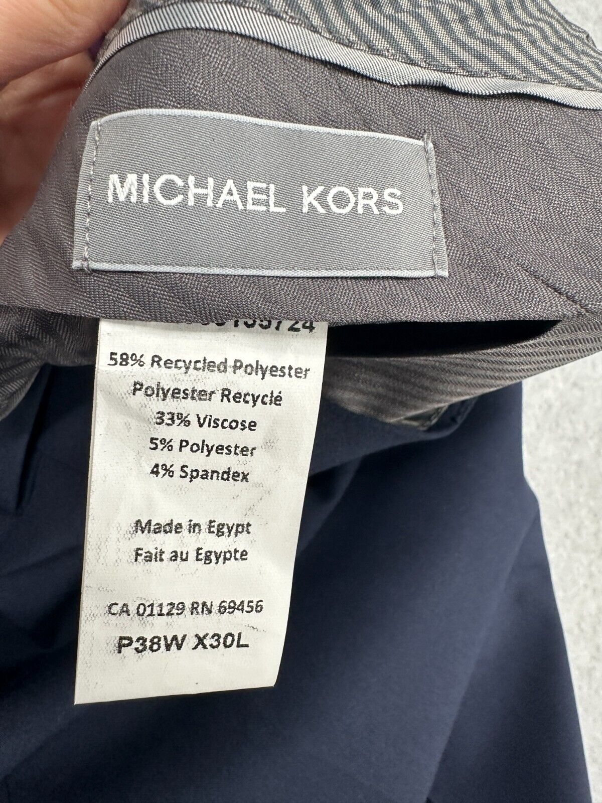 Michael Kors Dress Pants Mens Size 38x28 Navy Classic Fit Performance NWT FLAW