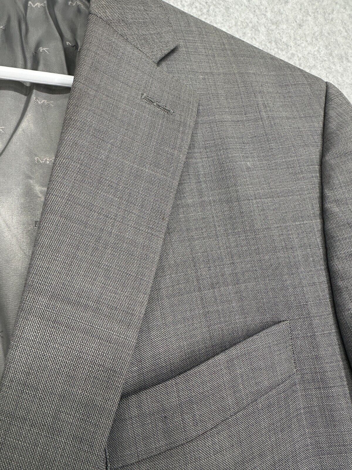 MICHAEL KORS Suit Jacket Size 42R Light Gray Sharkskin Modern Fit Wool Stretch