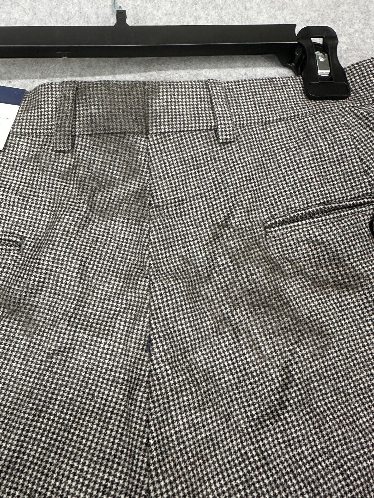 TOMMY HILFIGER Suit Pants Men Size 34x30 Black White Houndstooth WOOL Tyler FLAW