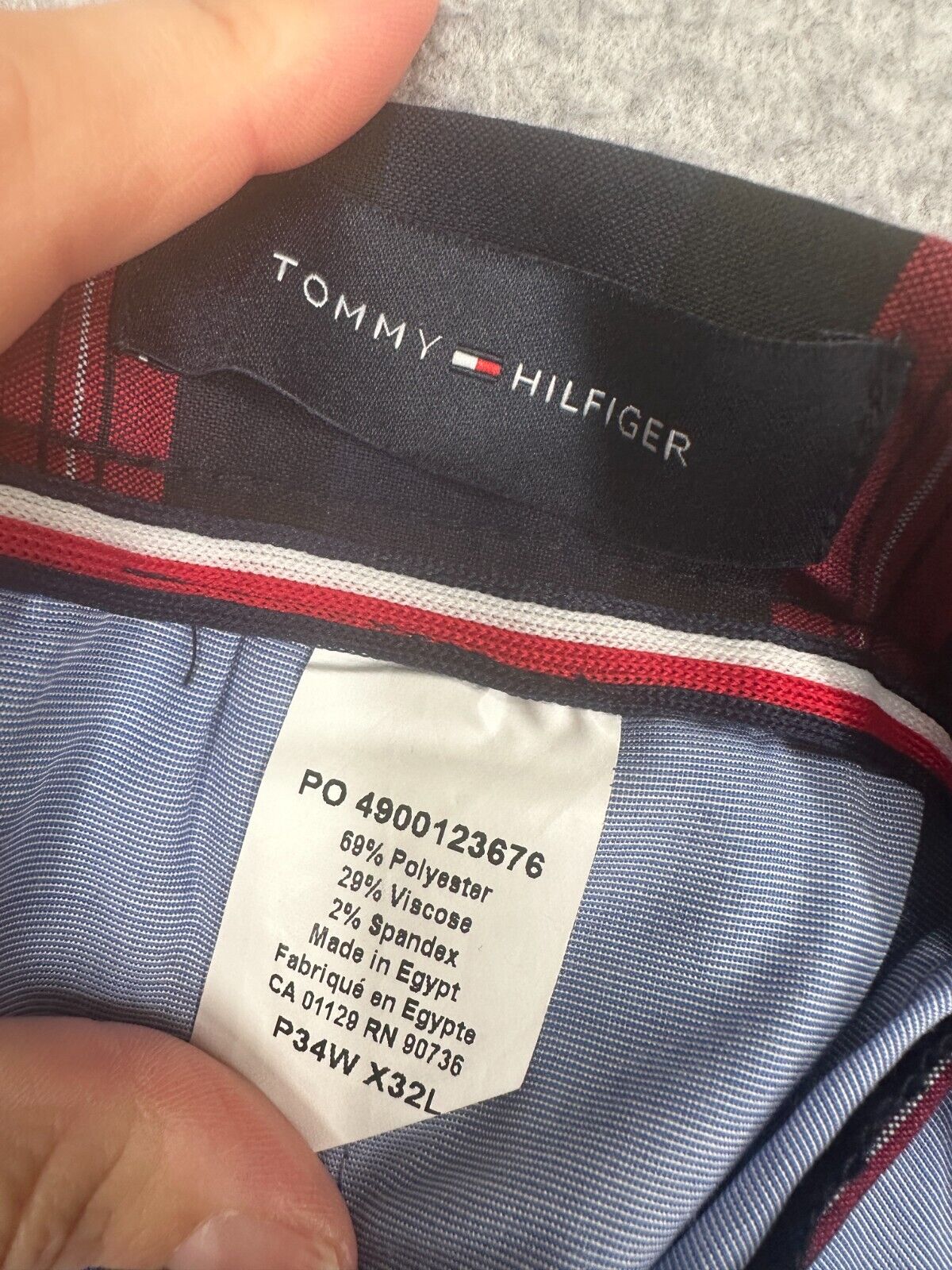 TOMMY HILFIGER Dress Pants Mens Size 34x32 Red Navy Plaid Modern Fit NWOT $95