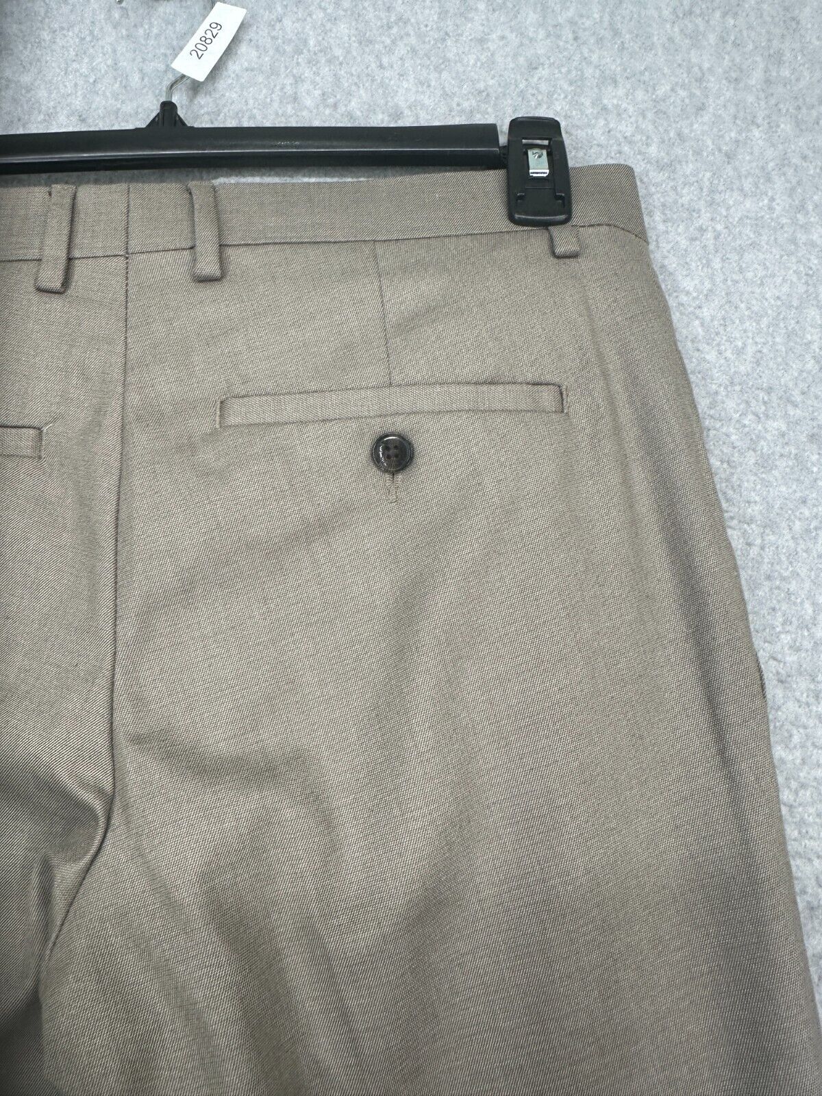 Kenneth Cole Reaction Dress Pants Mens 30x29 Oatmeal Beige Slim Fit Stretch