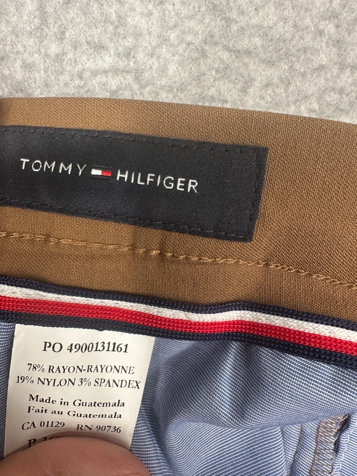 TOMMY HILFIGER Dress Pants Mens Size 32x34 Camel Brown Solid Stretch Performance