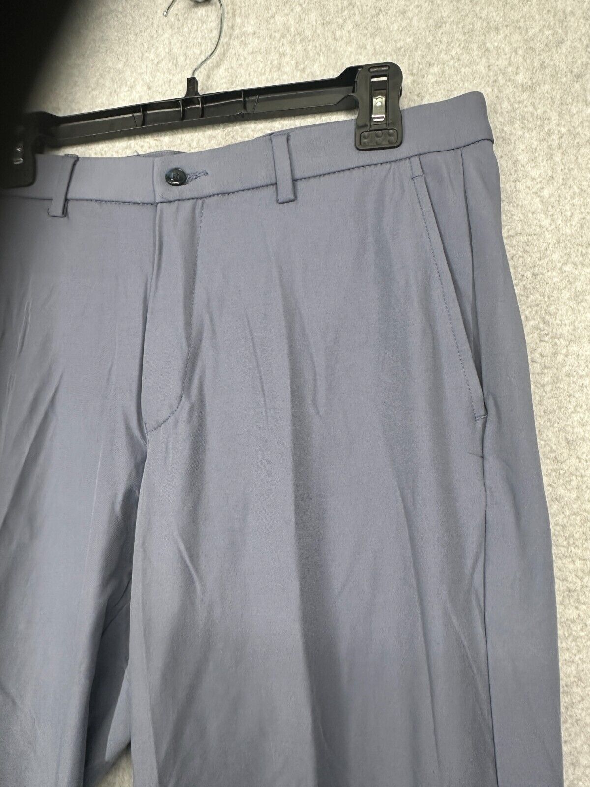 MICHAEL KORS Pants Size 42x32 Ash Blue Classic Fit Cotton Stretch Performance