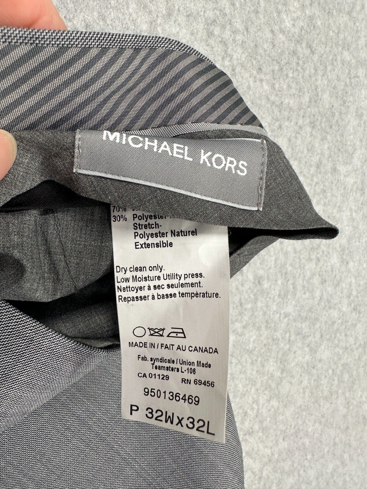 MICHAEL KORS Suit Pants Mens Size 32x32 Light Gray Sharkskin Airsoft Classic Fit