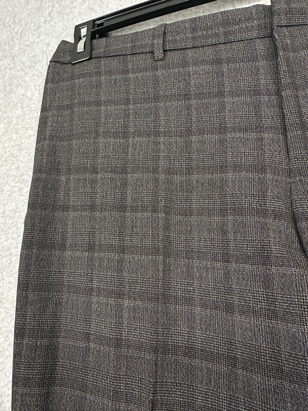 Perry Ellis Dress Pants Mens Size 33x32 Charcoal Plaid Modern Fit Stretch NWT