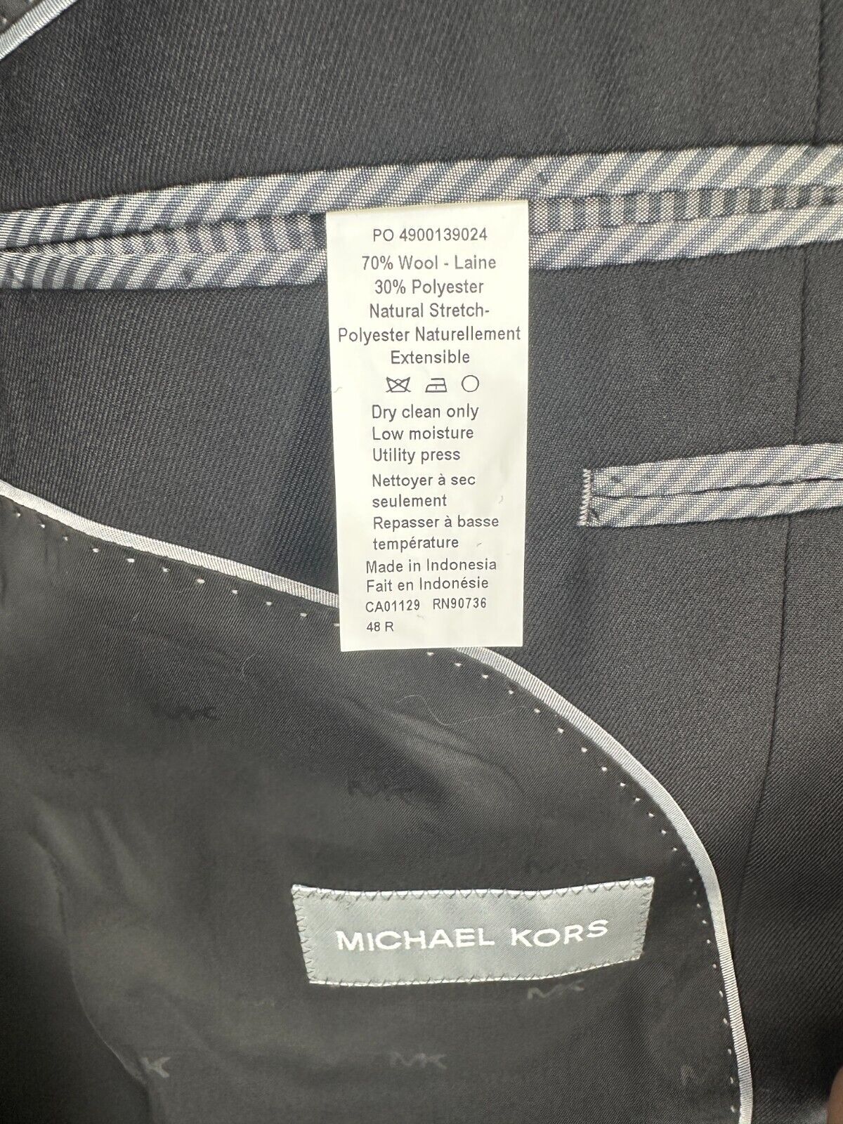 MICHAEL KORS Suit Mens Size 48R 40x30 Black Classic Fit Wool Blend 2-Piece