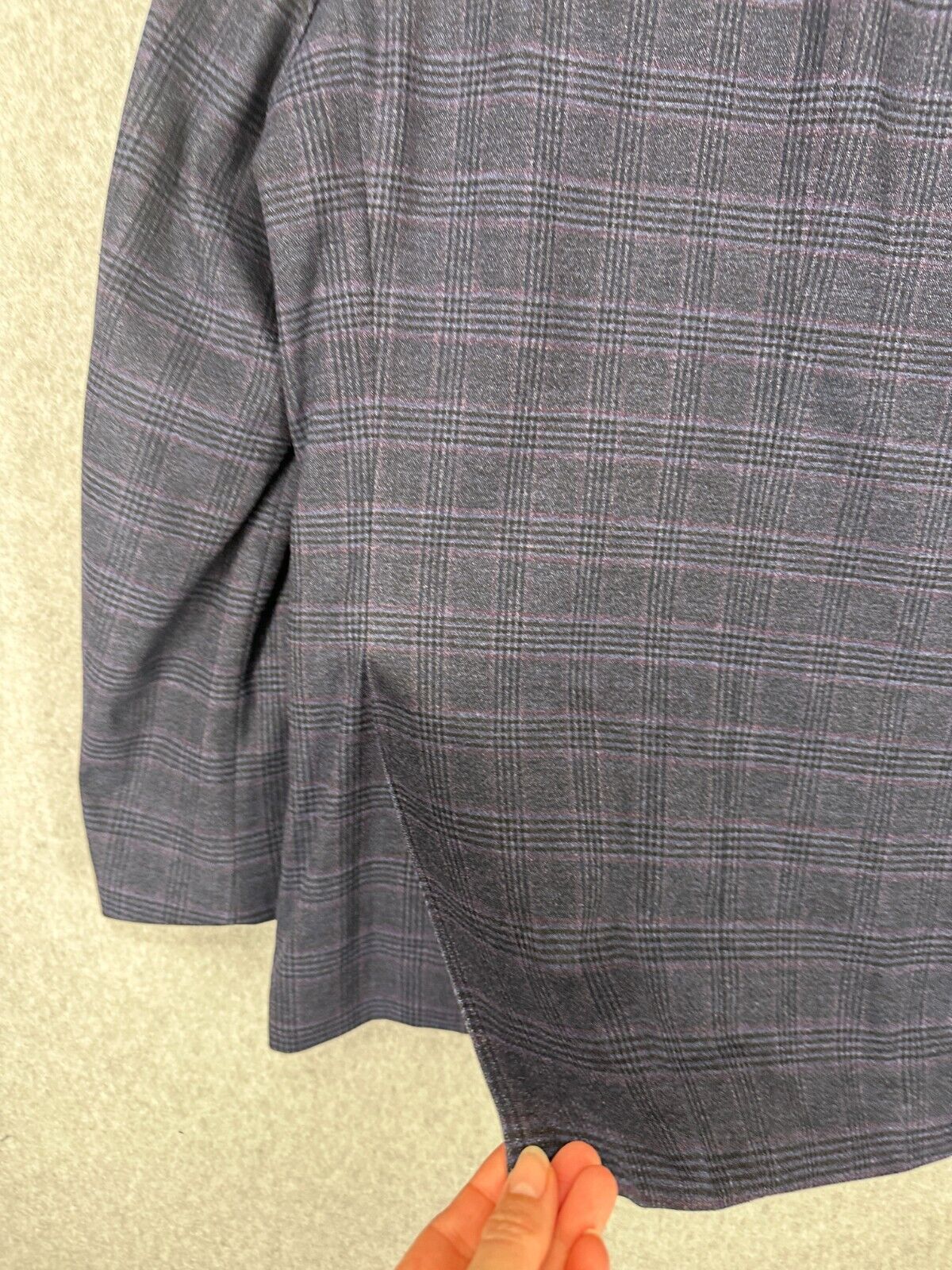 Tommy Hilfiger Sport Coat Mens Size 42L Navy Blue Plaid Pattern Modern Fit NWOT