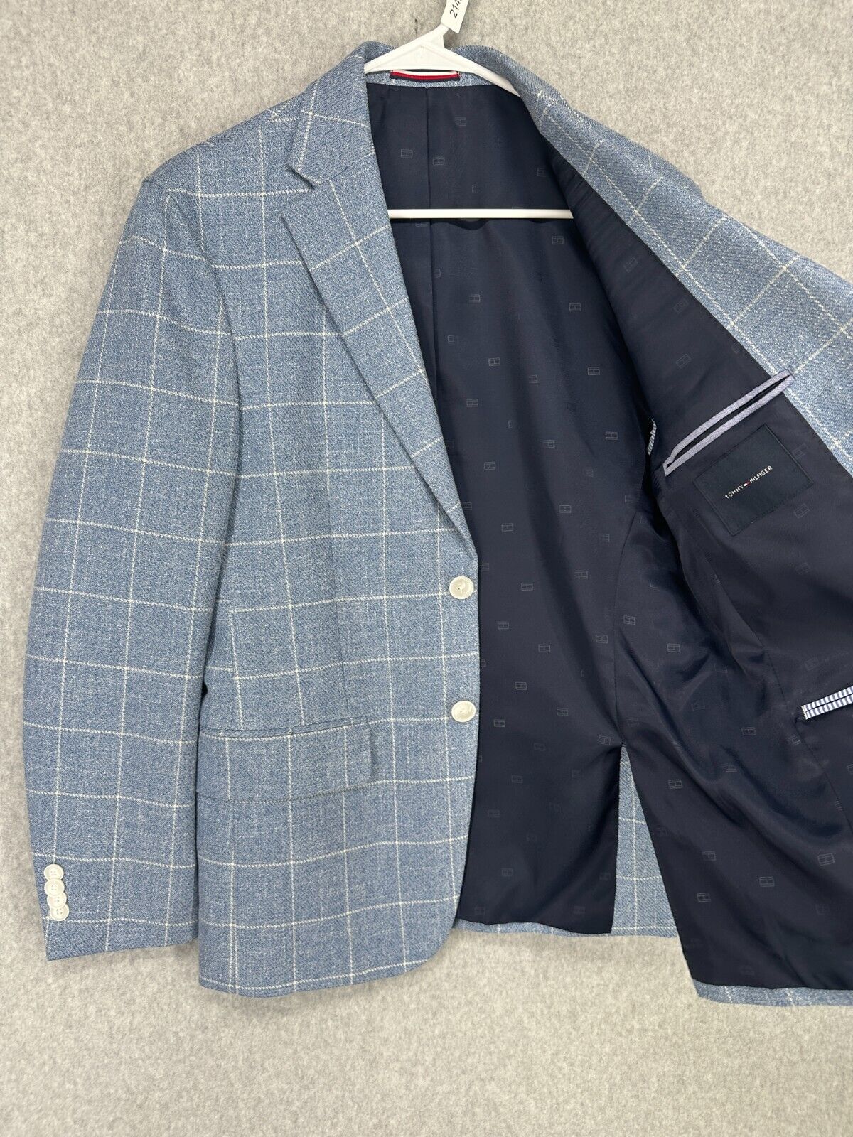 Tommy Hilfiger Sport Coat Size 36S Blue White Windowpane & 30x30 Linen Pants