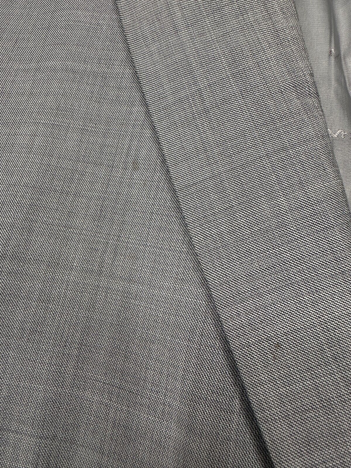 MICHAEL KORS Suit Jacket Size 42R Light Gray Sharkskin Modern Fit Wool Stretch