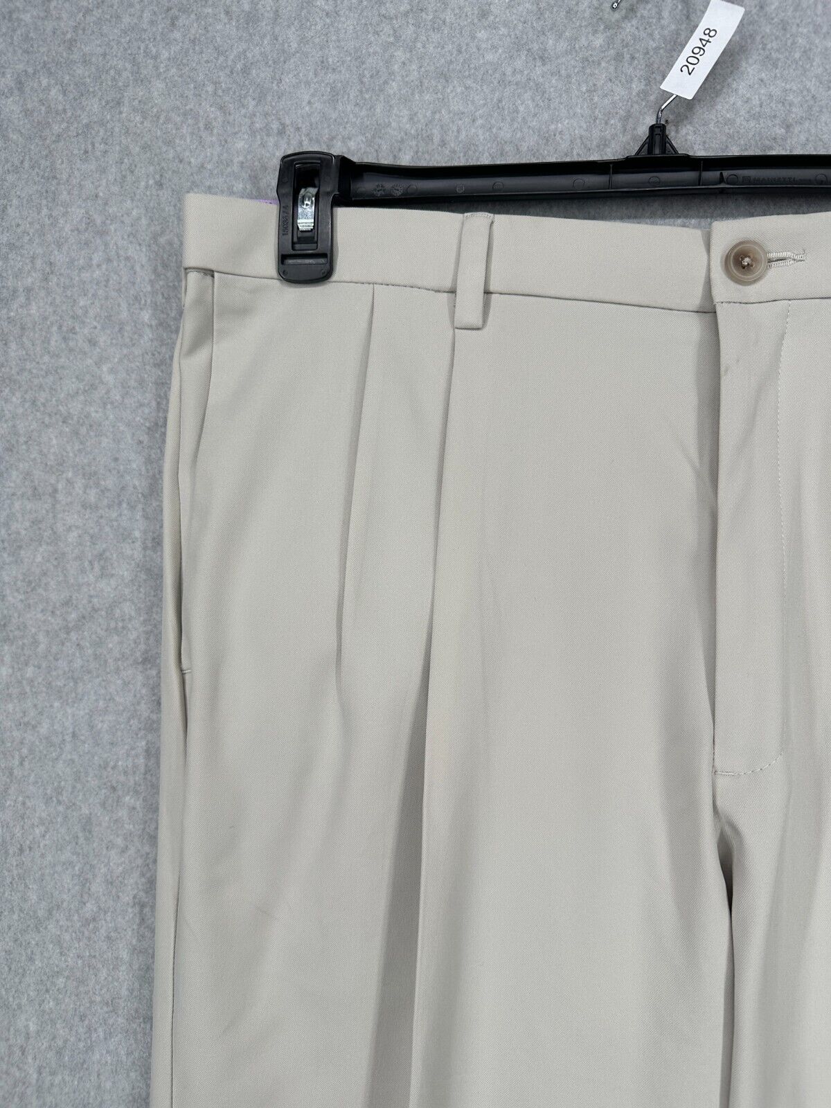 Haggar Dress Pants Mens Size 38x30 String Beige Cool 18 Pro Classic Fit Stretch